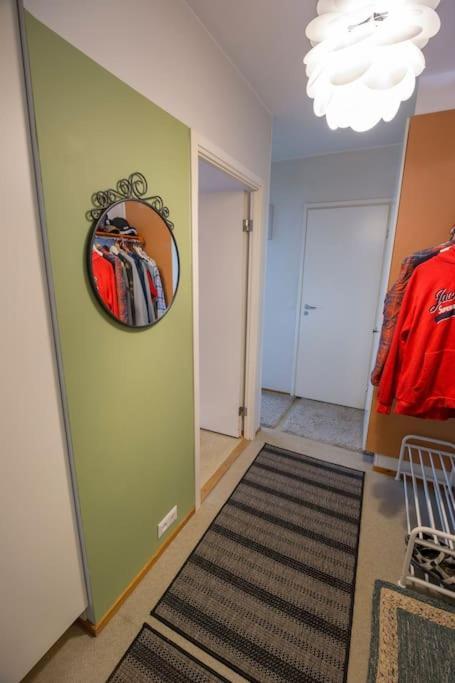 Tyylikkaeaesti Retroa Ja Modernia Hervanta Atomikatu 5 * Tammerfors